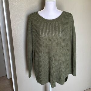 Women’s Pinque knit long sleeved high low hemline sweater, olive green